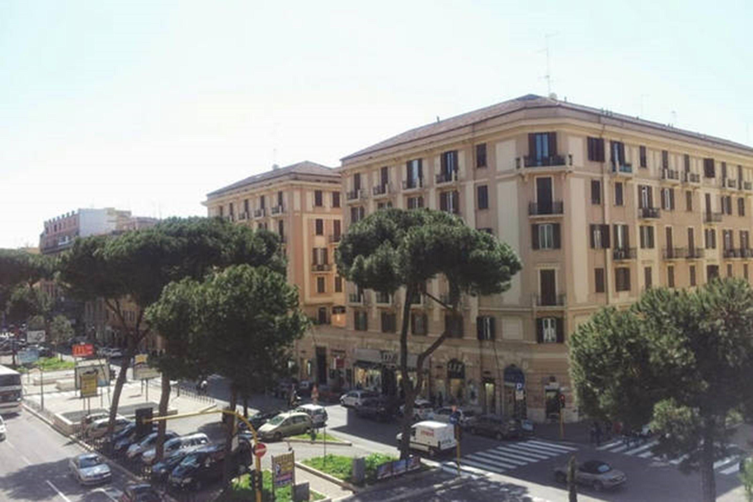 5 Rooms Apartment For 7 People Near Coloseum - Rome — Photos 1